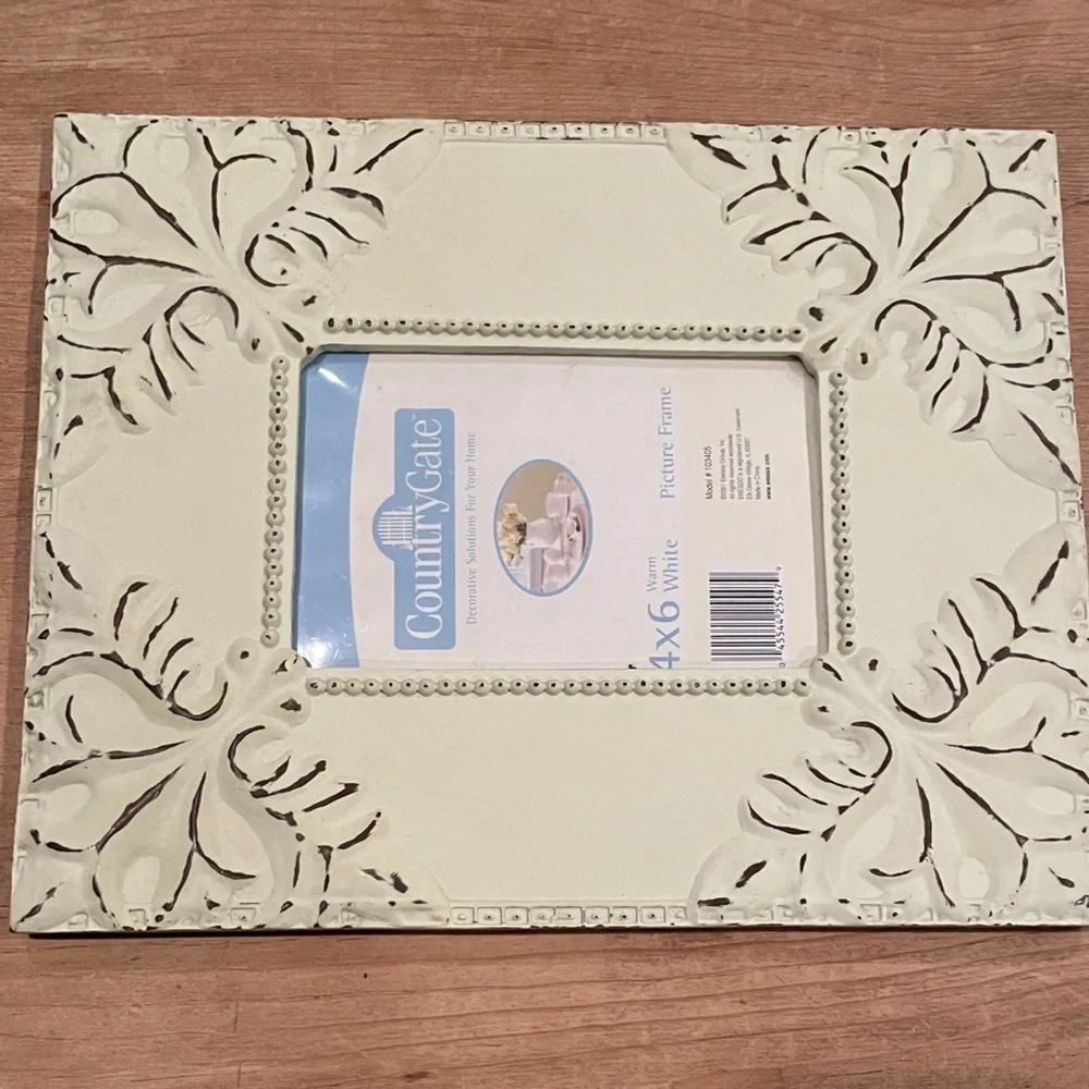 NWOT Country Gate Shabby Chic Photo Frame Rustic distressed western 4x6